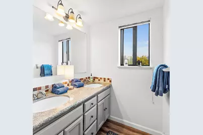 105 Elbridge Avenue #E, Cloverdale, CA 95425 - Photo 25