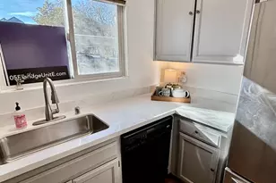 105 Elbridge Ave, Cloverdale, CA 95425 - Photo 13