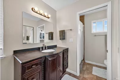 1020 Catalpa Way, Petaluma, CA 94954 - Photo 17