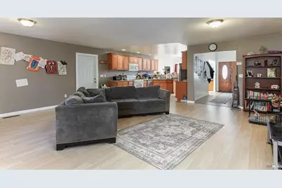 1648 Ronne Drive, Santa Rosa, CA 95404 - Photo 5