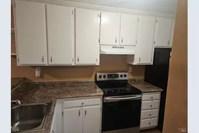 1702 Glenbrook Drive #D, Santa Rosa, CA 95401 - Photo 3