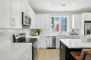 104 Cardamom Ln, Morgan Hill, CA 95037 - Photo 9