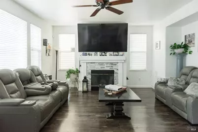 448 Royal Tern Drive, Vacaville, CA 95687 - Photo 9