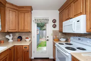 2443 Big Oak Dr, Santa Rosa, CA 95401 - Photo 19