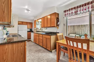 1324 Delwood St, Vallejo, CA 94591 - Photo 7