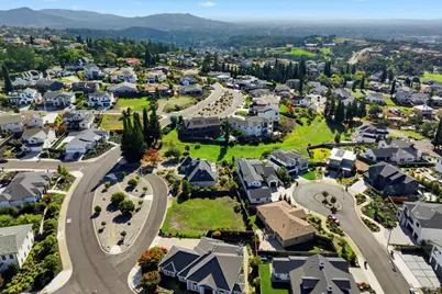 3639 Turnberry Circle, Santa Rosa, CA 95403 - Photo 7