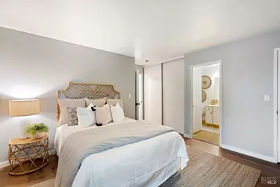 1417 Marchbanks Drive #4, Walnut Creek, CA 94598 - Photo 13