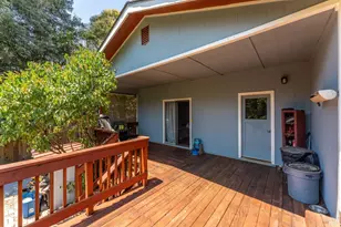 1725 E Madrone Dr, Ukiah, CA 95482 - Photo 25