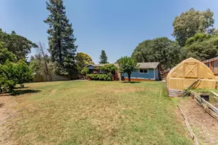 1725 E Madrone Dr, Ukiah, CA 95482 - Photo 27