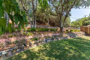 1725 E Madrone Dr, Ukiah, CA 95482 - Photo 5