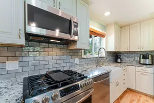 1725 E Madrone Dr, Ukiah, CA 95482 - Photo 13