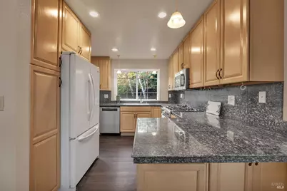 256 Honeydew Drive, Vallejo, CA 94591 - Photo 9