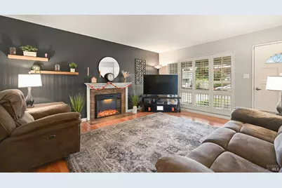 16004 Via Granada, San Lorenzo, CA 94580 - Photo 9