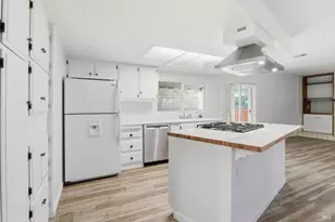 93 W Napa Dr, Petaluma, CA 94954 - Photo 7