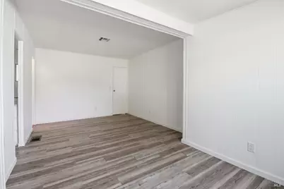 93 W Napa Drive, Petaluma, CA 94954 - Photo 17