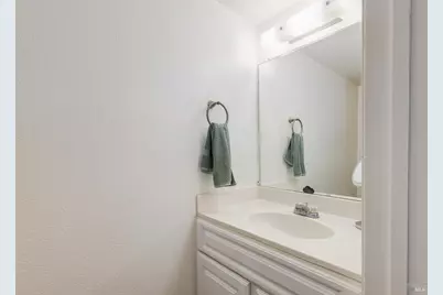 668 Racquet Club Drive, Rohnert Park, CA 94928 - Photo 13