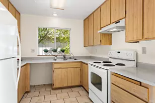 2542 Casey Dr, Santa Rosa, CA 95403 - Photo 13