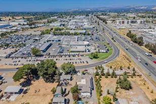 104 Bellevue Ave, Santa Rosa, CA 95407 - Photo 17