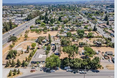 104 Bellevue Avenue, Santa Rosa, CA 95407 - Photo 1
