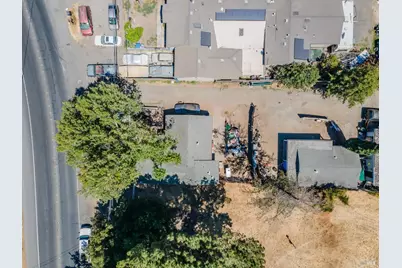 104 Bellevue Avenue, Santa Rosa, CA 95407 - Photo 15