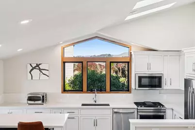 301 Sanderling Court, Bodega Bay, CA 94923 - Photo 19