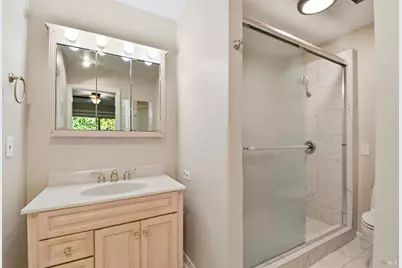 442 Las Casitas Court #B, Santa Rosa, CA 95403 - Photo 21