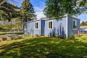 13780 Mountain House Rd, Hopland, CA 95449 - Photo 33