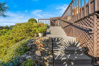 945 Owlswood Lane, Tiburon, CA 94920 - Photo 11