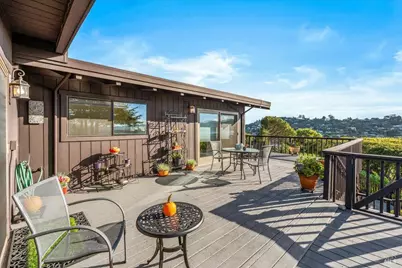 945 Owlswood Lane, Tiburon, CA 94920 - Photo 13