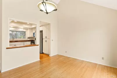 14 Oak Forest Lane, Santa Rosa, CA 95409 - Photo 5