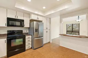 14 Oak Forest Ln, Santa Rosa, CA 95409 - Photo 9