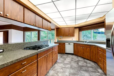 10 Robinhood Drive, Novato, CA 94945 - Photo 11