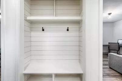 2001 Willow Drive, Petaluma, CA 94954 - Photo 15