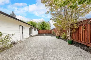 2001 Willow Dr, Petaluma, CA 94954 - Photo 31