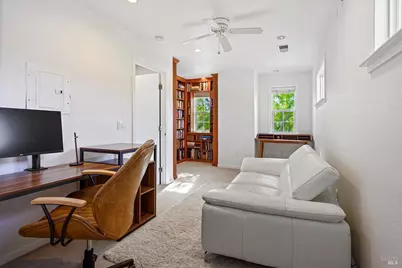 2309 Parkwood Court, Santa Rosa, CA 95409 - Photo 23