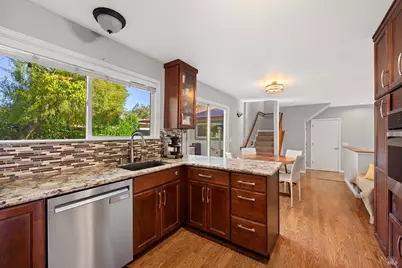 2309 Parkwood Court, Santa Rosa, CA 95409 - Photo 9