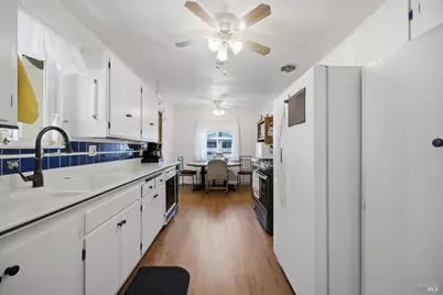 828 Laguna Street, Napa, CA 94558 - Photo 27