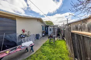828 Laguna St, Napa, CA 94558 - Photo 33