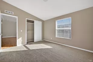 104 Leisure Park Cir, Santa Rosa, CA 95401 - Photo 27