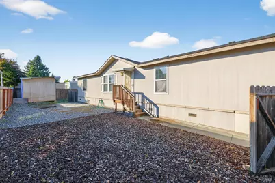 104 Leisure Park Circle, Santa Rosa, CA 95401 - Photo 5