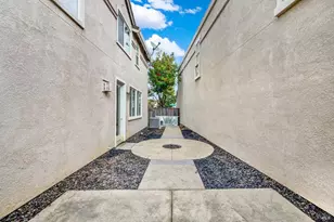 741 Greentree Cir, Fairfield, CA 94534 - Photo 59