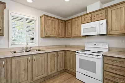 6466 16th Avenue, Lucerne, CA 95458 - Photo 7