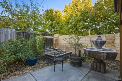 1049 Woodcrest Court, Vacaville, CA 95688 - Photo 37