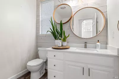 1049 Woodcrest Court, Vacaville, CA 95688 - Photo 17