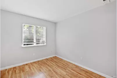 7651 Camino Colegio, Rohnert Park, CA 94928 - Photo 13