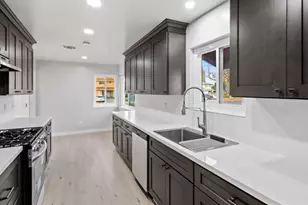 2611 Lilac St, Fairfield, CA 94533 - Photo 3