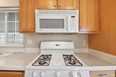 121 Coronado Circle, Santa Rosa, CA 95409 - Photo 9