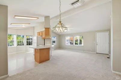 121 Coronado Circle, Santa Rosa, CA 95409 - Photo 11