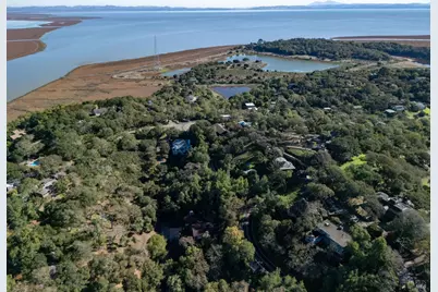 30 Manzanita Avenue, Novato, CA 94945 - Photo 49