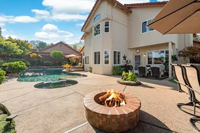 736 Dellwood Court, Vacaville, CA 95688 - Photo 3